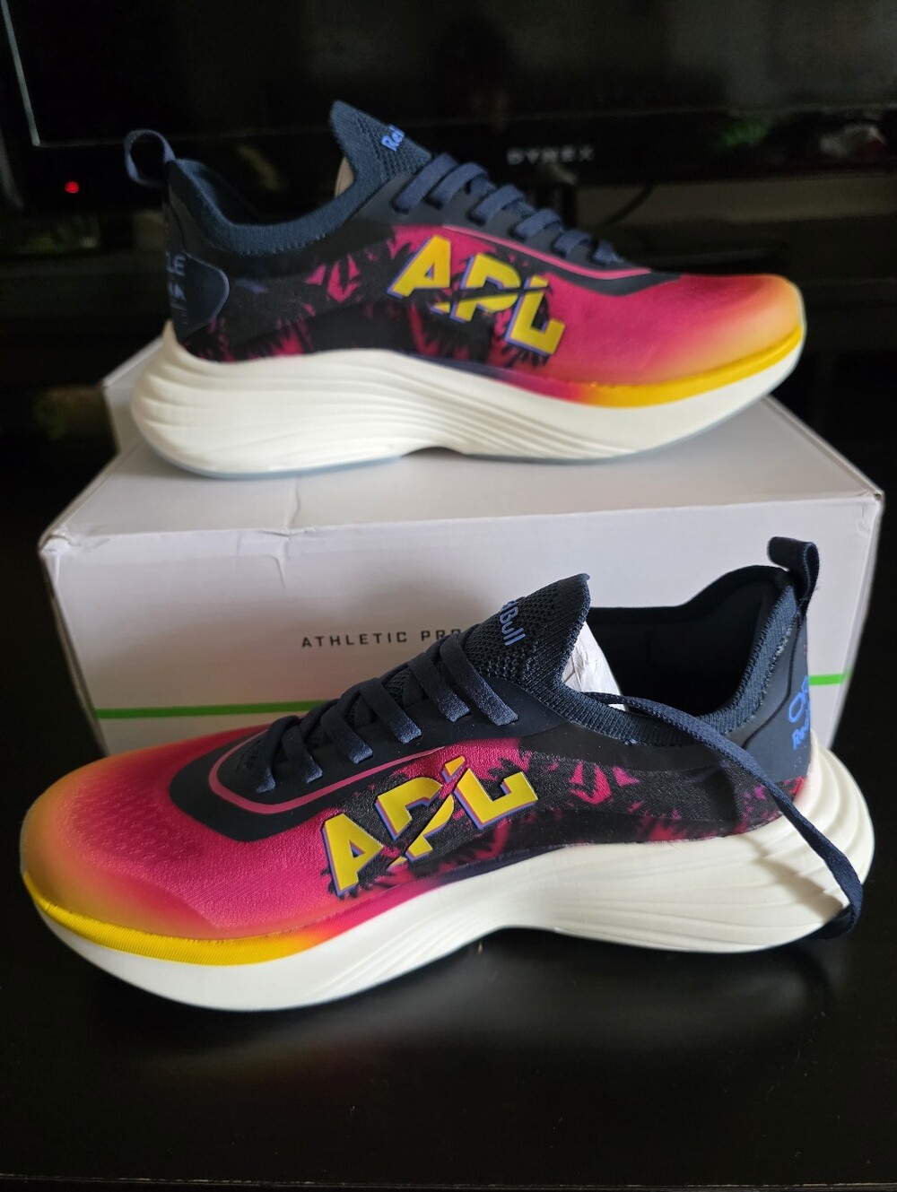 APL Podium Oracle Red Bull Sneakers Navy, Impulse Red, & White Miami Sunset Sz 7